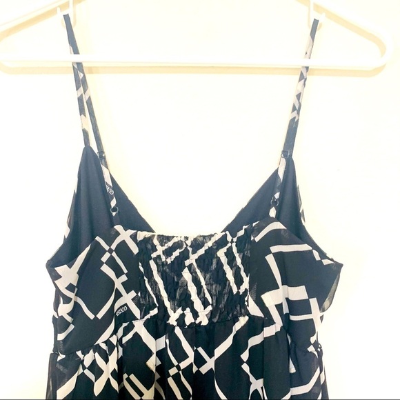GUESS Black & White Print Surplice Maxi Dress S - Picture 6 of 10